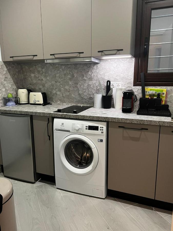 Olivia Luxury Apartment Palio Faliro Atene Esterno foto